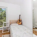 3 Bedroom Stunning In *