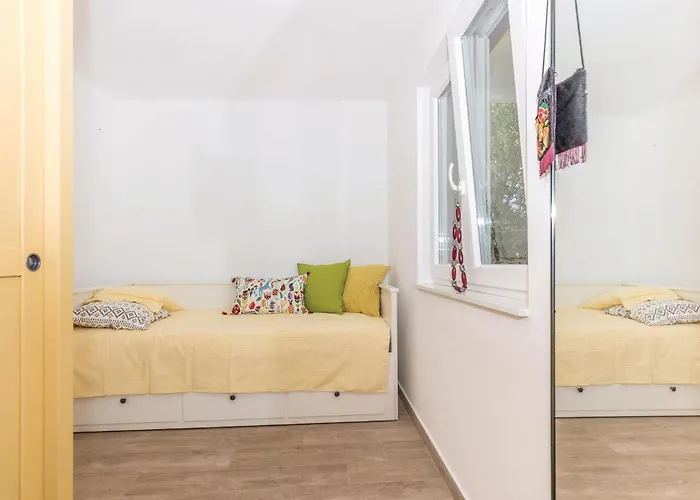 3 Bedroom Stunning In Crikvenica