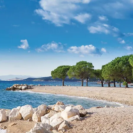 3 Bedroom Stunning In Tatil Evi Crikvenica